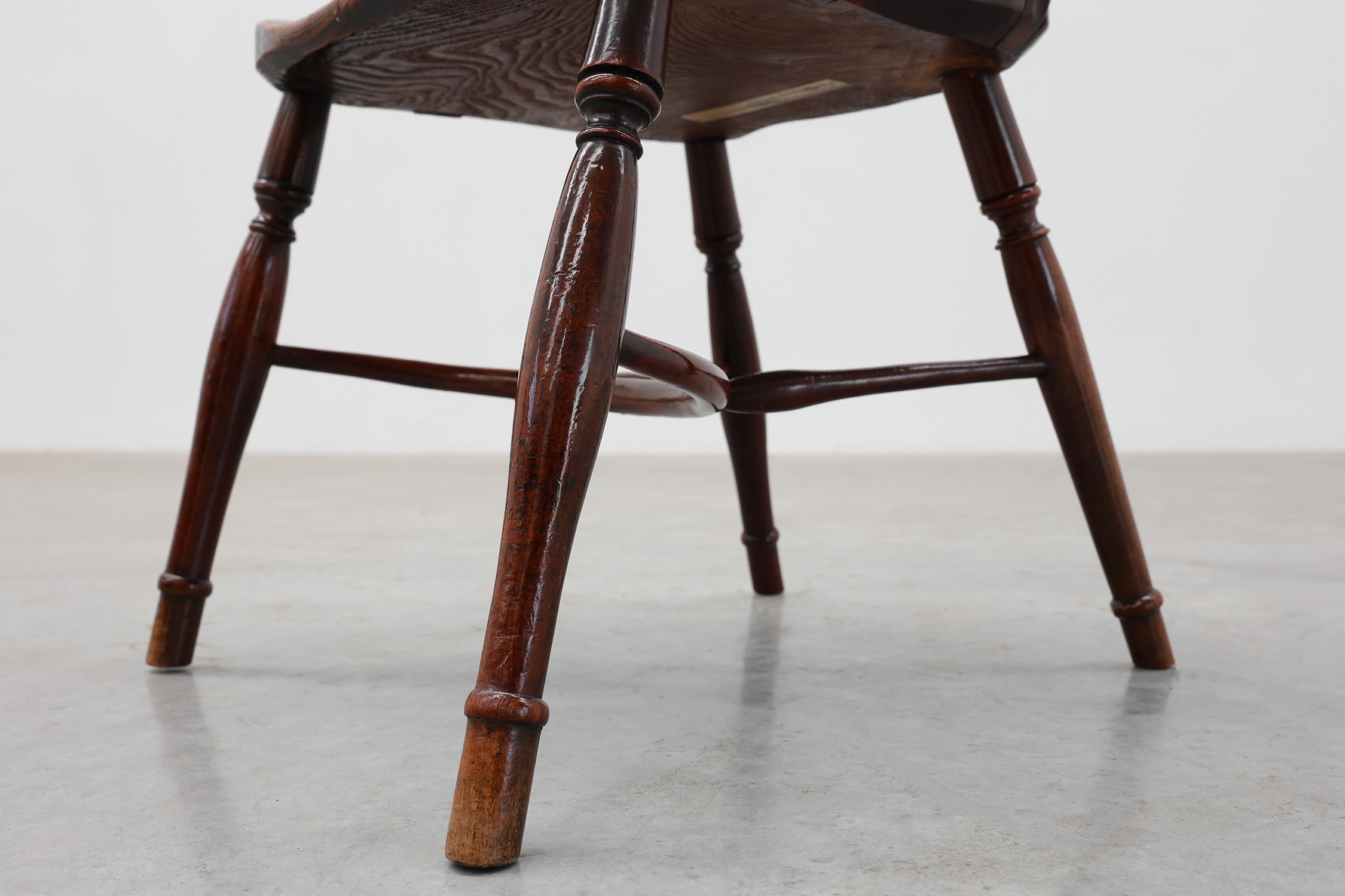 English Windsor armchair with oak seat and spindle back, 19th centurythumbnail